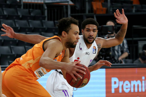 都让他的处 都让他的处