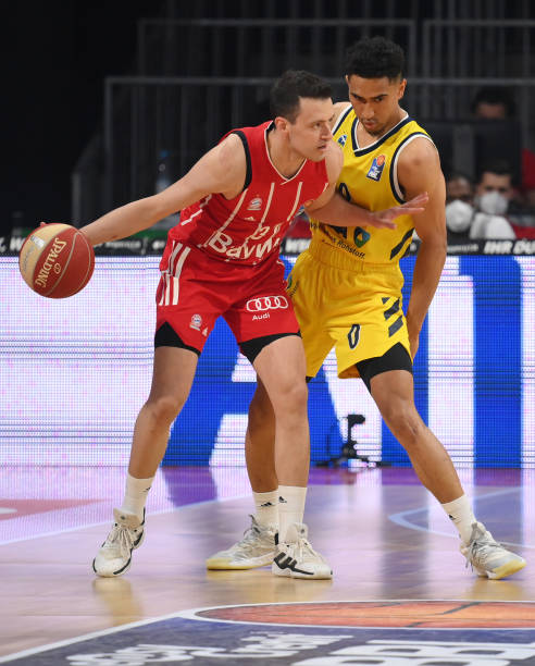 压力下仍保 压力下仍保