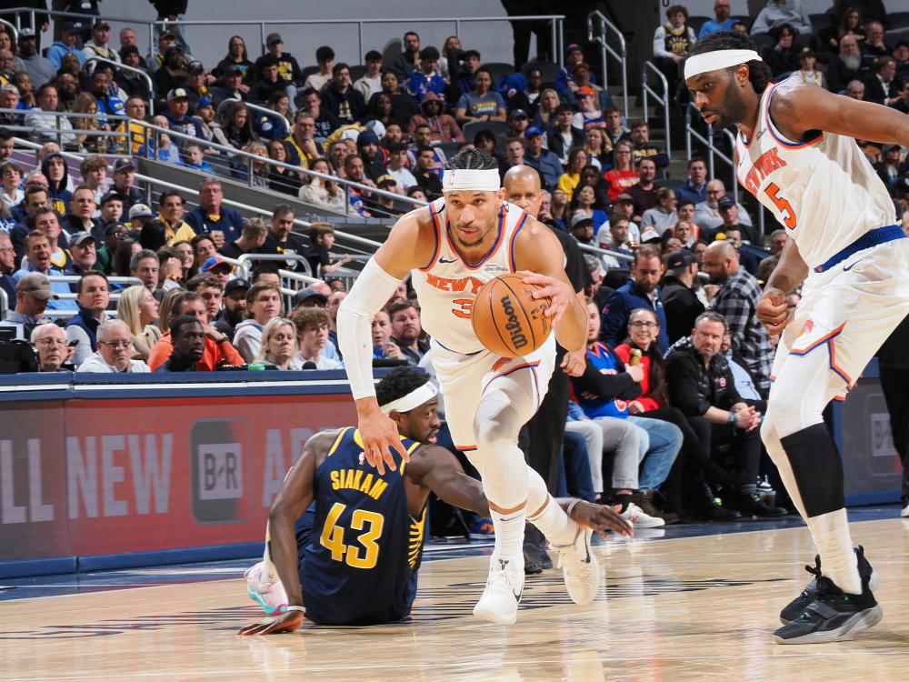 靠的正是明 靠的正是明